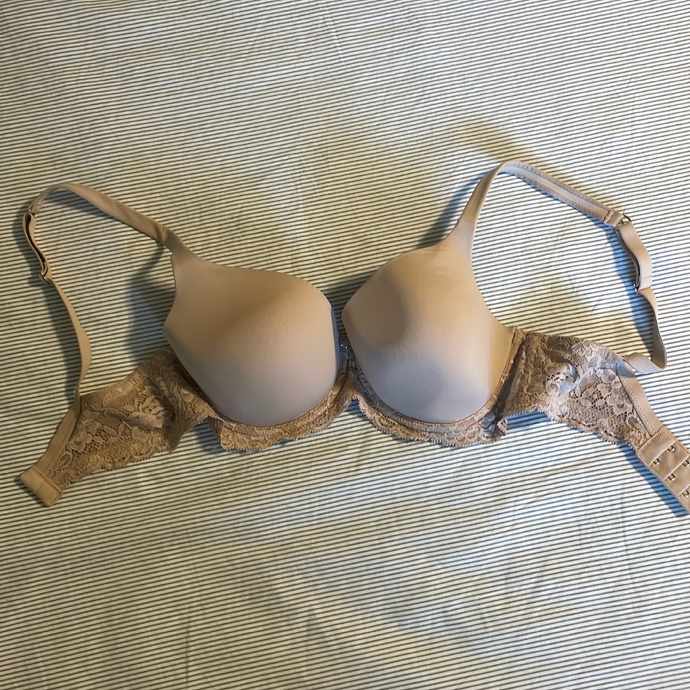 Montelle intimates 32D nude full-coverage bra with lace